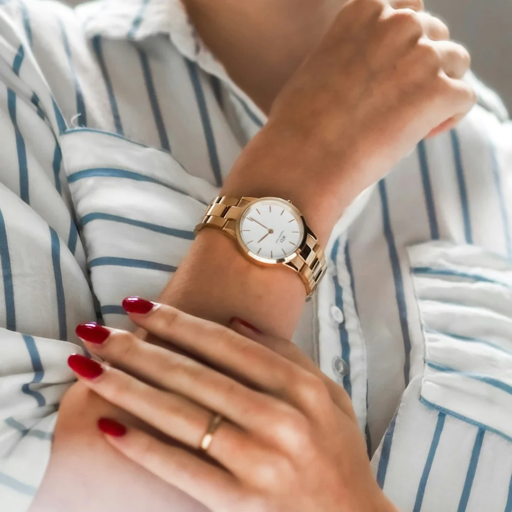 Duo-Tone Classic Watch – Silver & Gold
